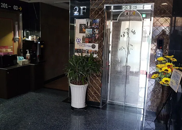 The M Hotel